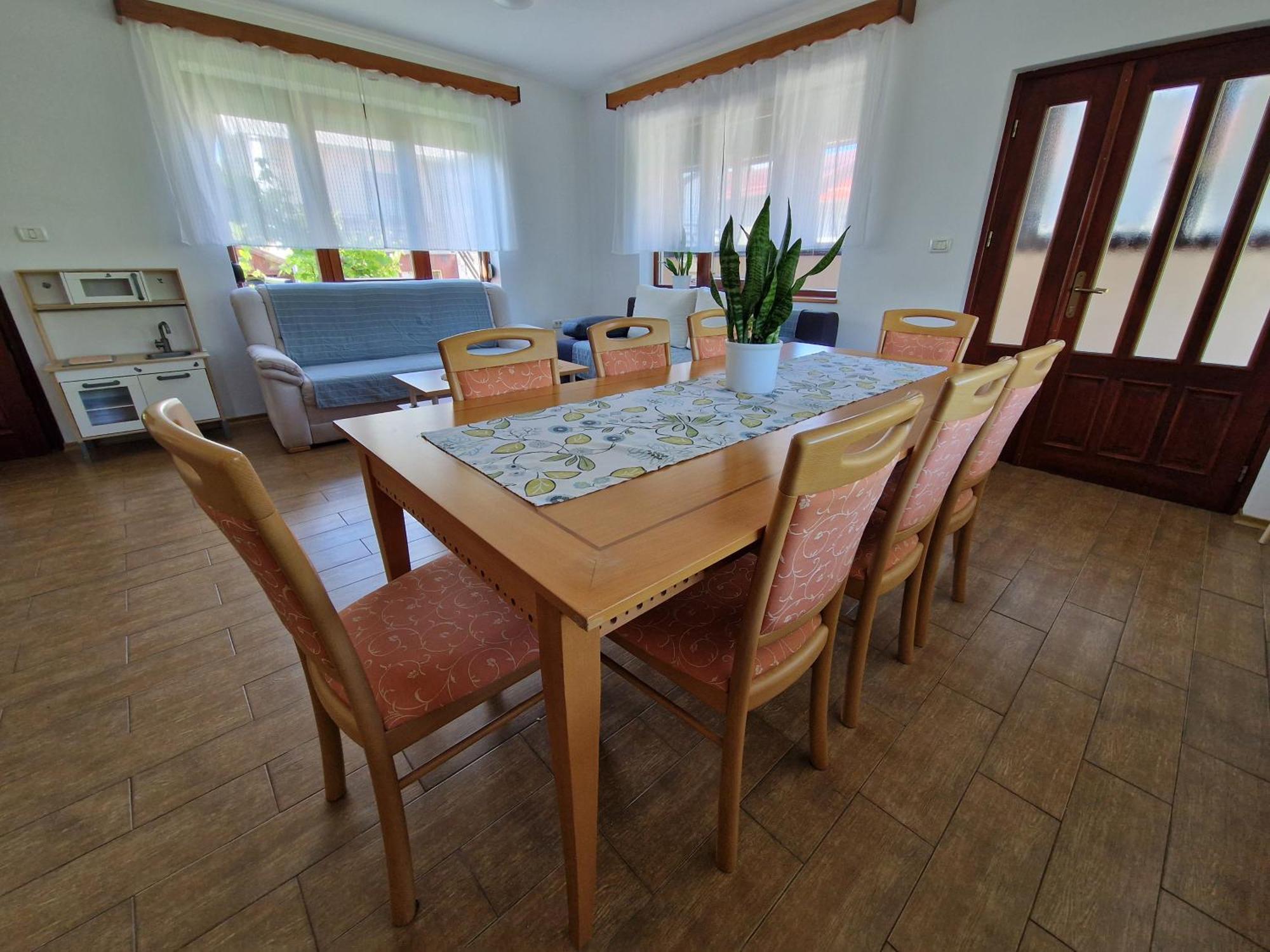 Apartma Mihatovi ピフカ エクステリア 写真