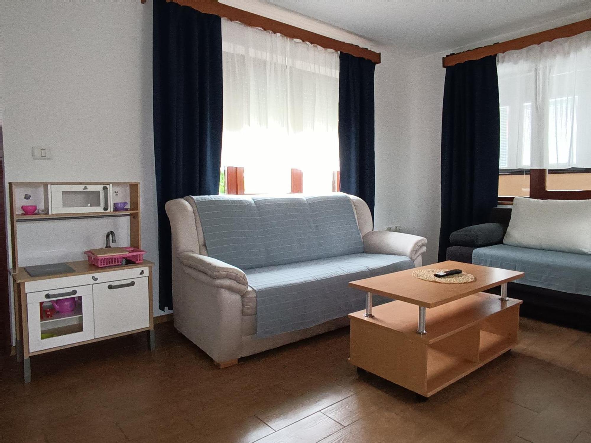 Apartma Mihatovi ピフカ エクステリア 写真